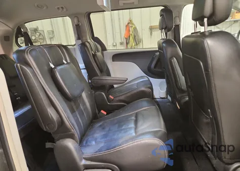 2014 Chrysler Town & Country Touring из США, поврежденный, VIN 2C4RC1BG5ER446978